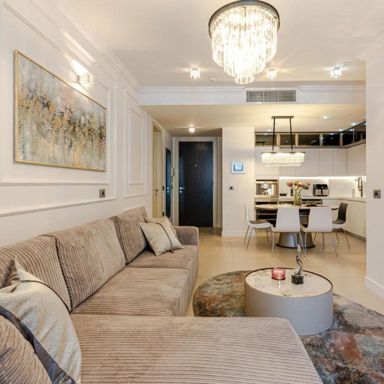 Amazing sea view luxury apartment in center of city near the beach - Two-Bedroom Apartment - 16