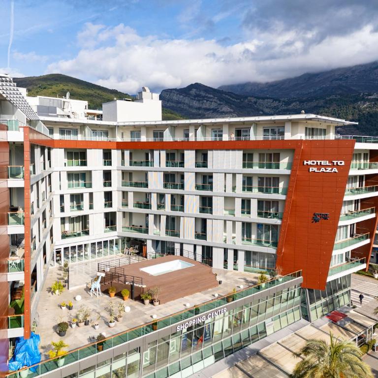 Amazing sea view luxury apartment in center of city near the beach - Two-Bedroom Apartment - 41