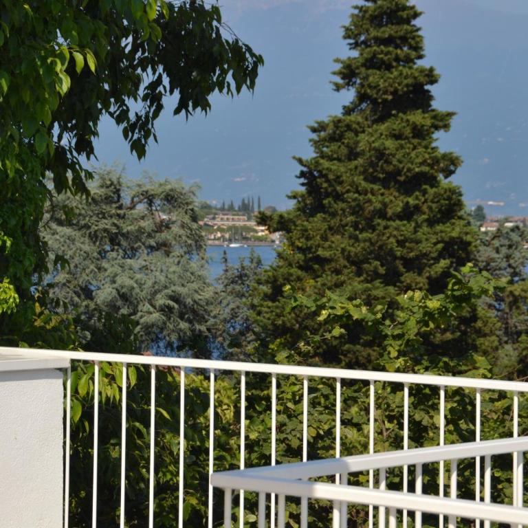 Secret GARDen - One-Bedroom House - 3