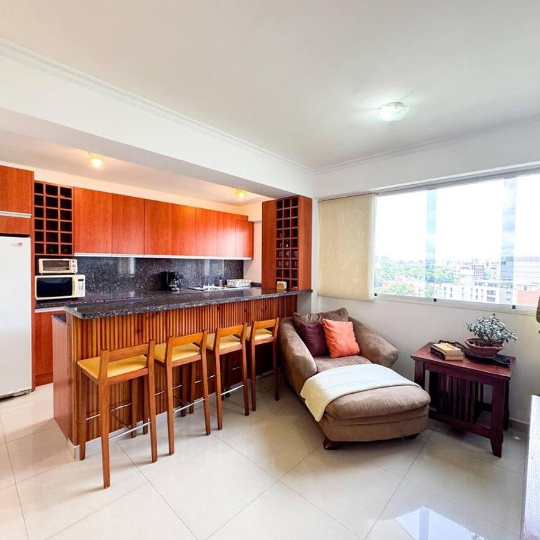 Spacious & Convenient, Comfortable Apartment In La Campiña, CCS - Apartamento Suite de 3 dormitorios - 21