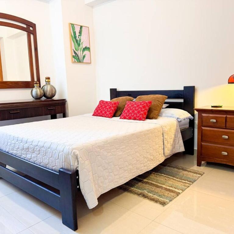 Spacious & Convenient, Comfortable Apartment In La Campiña, CCS - Apartamento Suite de 3 dormitorios - 34