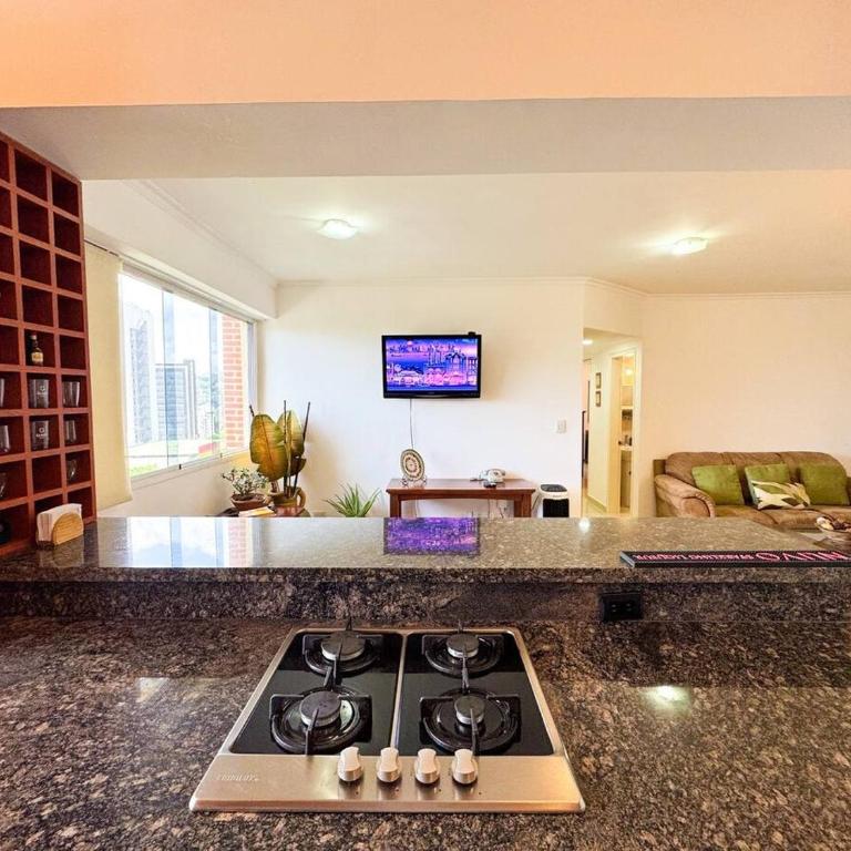 Spacious & Convenient, Comfortable Apartment In La Campiña, CCS - Apartamento Suite de 3 dormitorios - 35