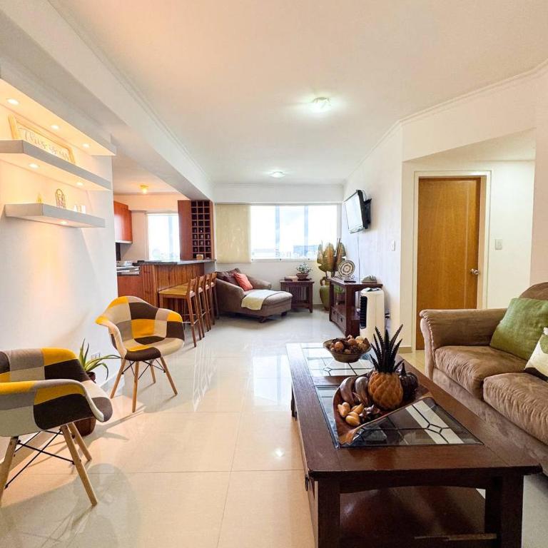Spacious & Convenient, Comfortable Apartment In La Campiña, CCS - Apartamento Suite de 3 dormitorios - 38