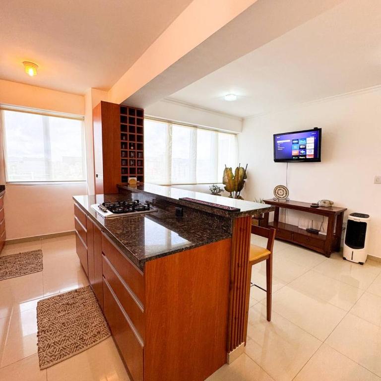 Spacious & Convenient, Comfortable Apartment In La Campiña, CCS - Apartamento Suite de 3 dormitorios - 49