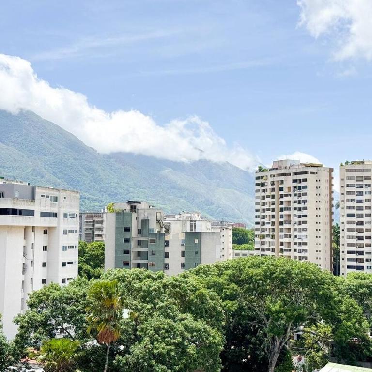 Spacious & Convenient, Comfortable Apartment In La Campiña, CCS - Apartamento Suite de 3 dormitorios - 53