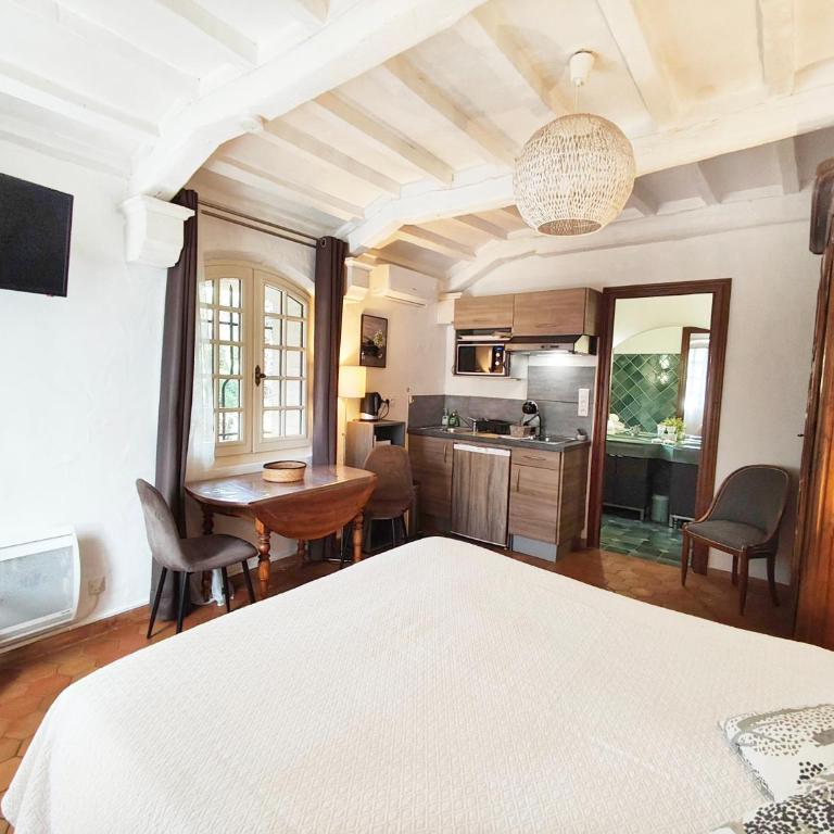 Les Bastidieres - Cap Brun - Studio Apartment - Lierre - 3