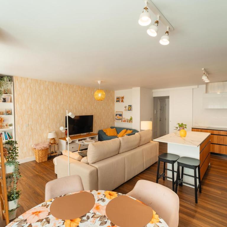 Modern apartment with pool, 5 minutes from the beach - Apartment mit 3 Schlafzimmern - 20