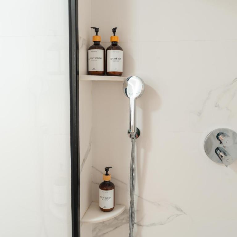 Modern apartment with pool, 5 minutes from the beach - Apartment mit 3 Schlafzimmern - 9