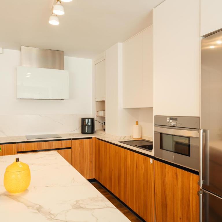 Modern apartment with pool, 5 minutes from the beach - Apartment mit 3 Schlafzimmern - 23