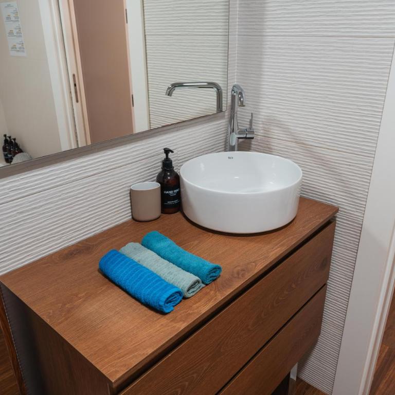 Modern apartment with pool, 5 minutes from the beach - Apartment mit 3 Schlafzimmern - 30