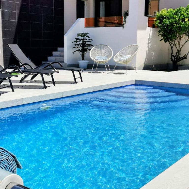 Luxury Apartment with Private Pool & XXL Terrace - Two-Bedroom Apartment - 2