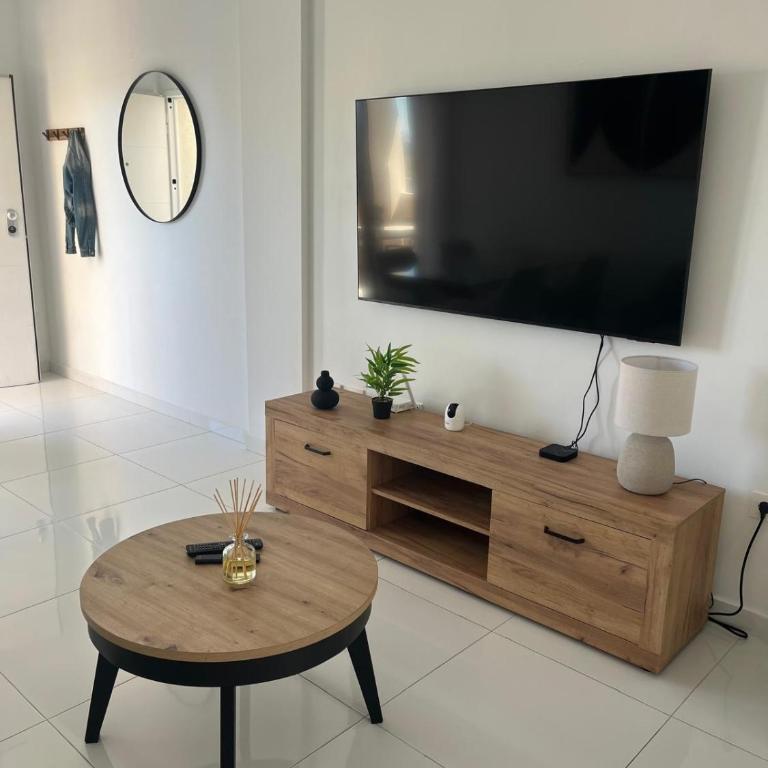 Luxury Apartment with Private Pool & XXL Terrace - Two-Bedroom Apartment - 6