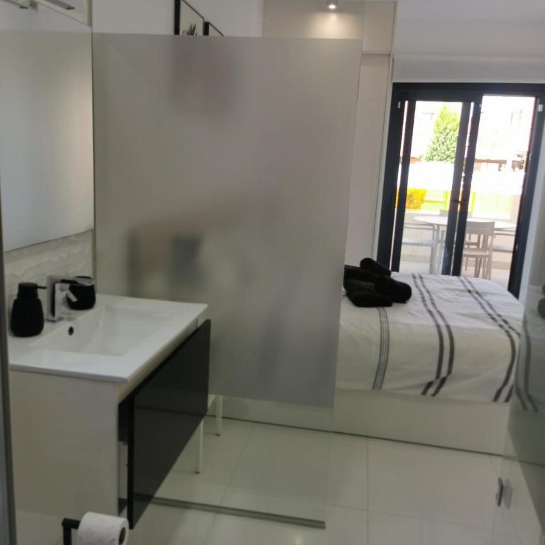 Luxury Apartment with Private Pool & XXL Terrace - Two-Bedroom Apartment - 13