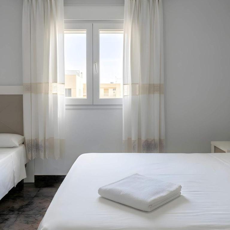 Apartamento con con balcon ideal para familias cerca de la playa - Apartment - 15