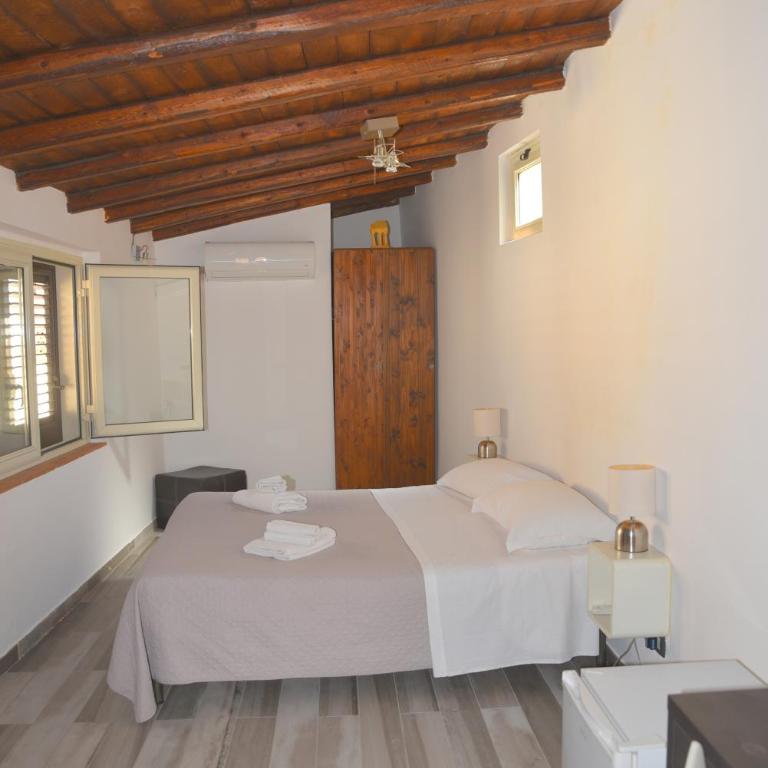 B&B Garden in the city - Camera Matrimoniale con Bagno Privato - 6