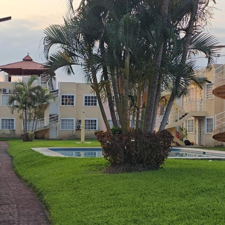 Departamento muy cerca de Mundo Imperial - Apartamento de 2 dormitorios - 7
