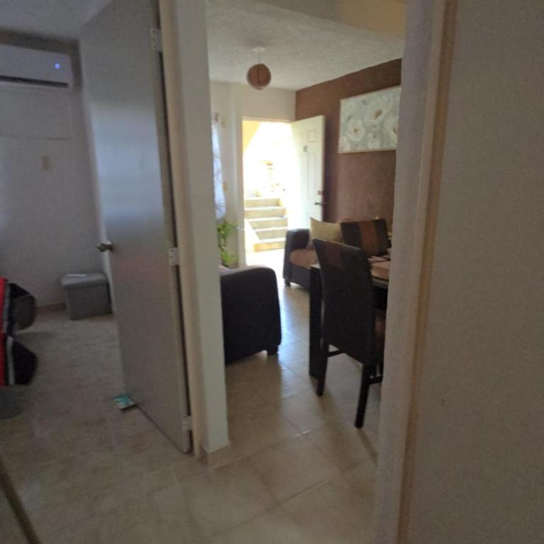Departamento muy cerca de Mundo Imperial - Apartamento de 2 dormitorios - 30