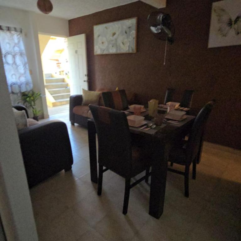 Departamento muy cerca de Mundo Imperial - Apartamento de 2 dormitorios - 54