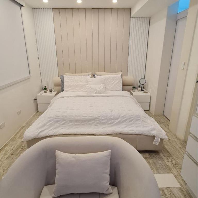 Luxury-Confort Location, Spectacular Apto Campo Alegre - Apartamento de 1 dormitorio - 2