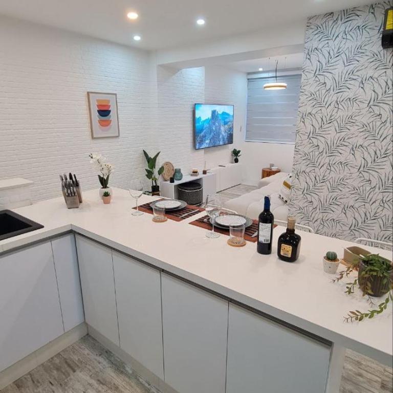 Luxury-Confort Location, Spectacular Apto Campo Alegre - Apartamento de 1 dormitorio - 30