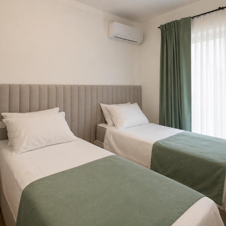 Sea & Spa Escape Apartments - Deluks Apartman sa 2 Spavaće Sobe i Balkonom - 15