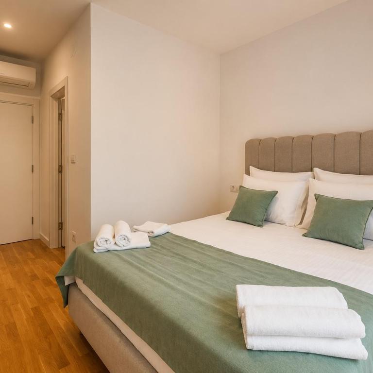 Sea & Spa Escape Apartments - Deluks Apartman sa 2 Spavaće Sobe i Balkonom - 24