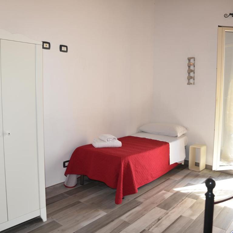 B&B Garden in the city - Camera Familiare con Terrazza - 3