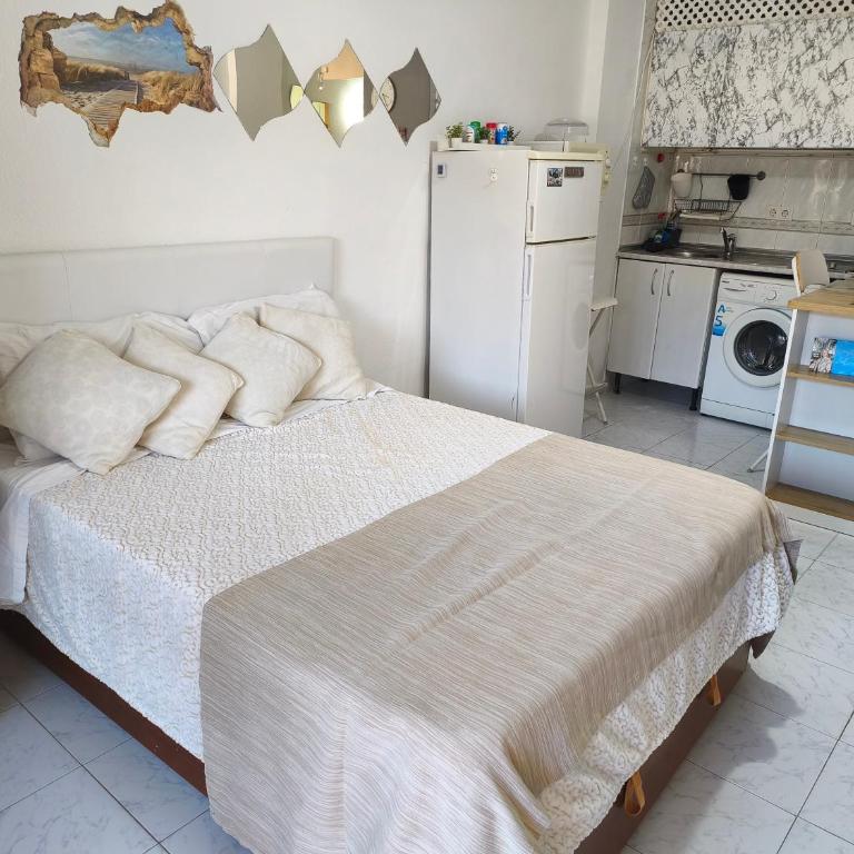 Apartamento MarMontaña parking privado gratis, wifi - Apartamento de 1 dormitorio - 1