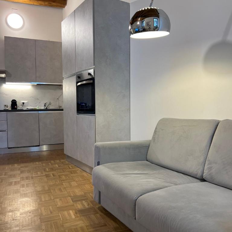 APPARTAMENTO ARENA DI VERONA 120MQ NETFLIX, WIFI e AIR CONDITIONING - Appartamento con 2 Camere da Letto - 2