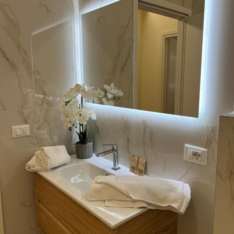 APPARTAMENTO ARENA DI VERONA 120MQ NETFLIX, WIFI e AIR CONDITIONING - Appartamento con 2 Camere da Letto - 13