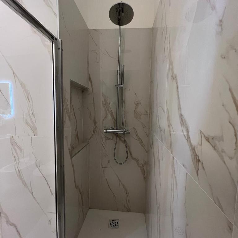 APPARTAMENTO ARENA DI VERONA 120MQ NETFLIX, WIFI e AIR CONDITIONING - Appartamento con 2 Camere da Letto - 6