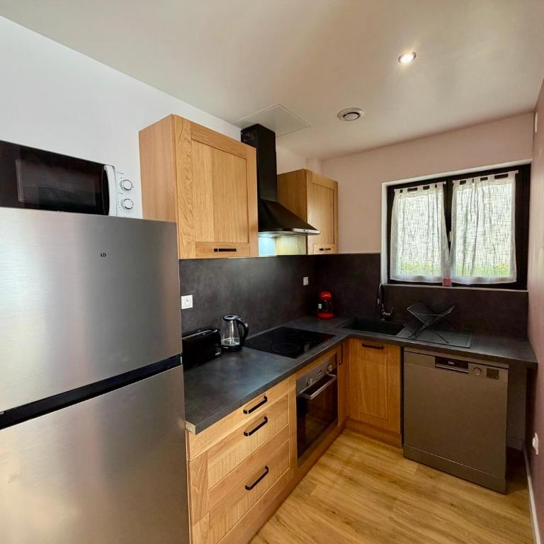 Appartement Les Cimes RDC, Les 2 Alpes, proche des pistes, WiFi, tout équipé - Apartment mit 2 Schlafzimmern - 4