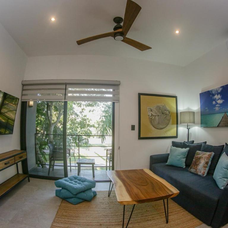 Kam Na Ha #202 - Elegant, newly listed, 2 Bedroom Retreat with Rooftop Oasis and Pool - Apartamento de 2 dormitorios - 2