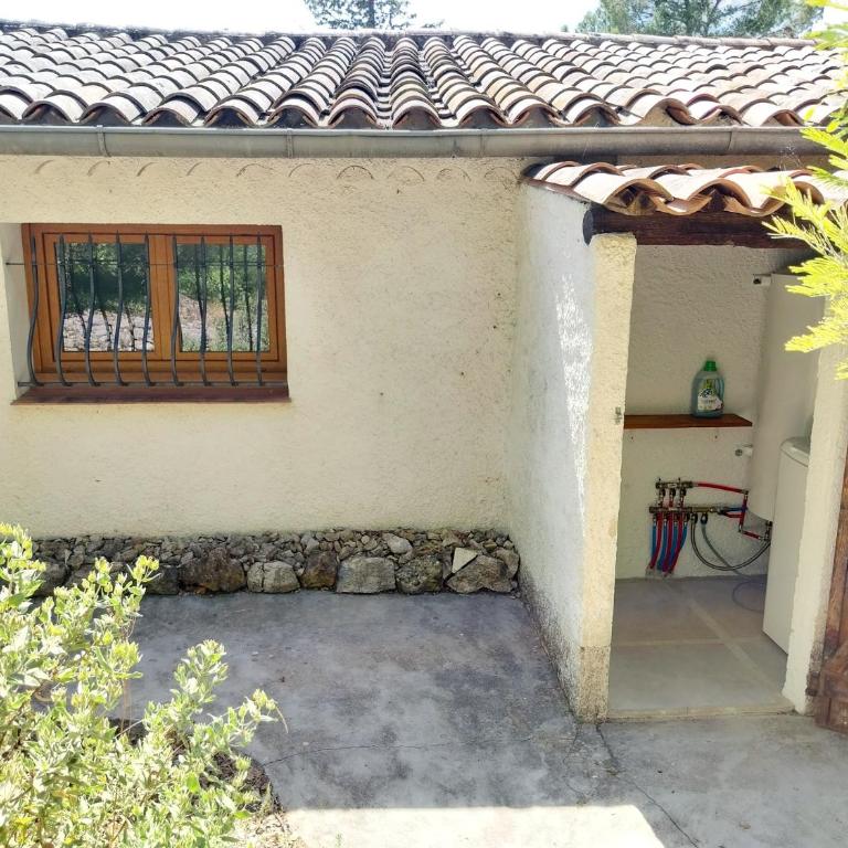 Idéale pour couple - Maison en Provence avec piscine et grand terrain - Maison 1 Chambre - 20