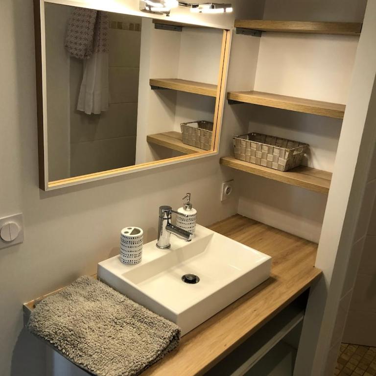 Studio Amboise avec patio - Appartement 1 Chambre - 12