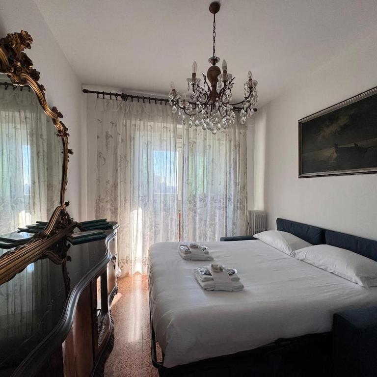 L Archè San Siro Golden Mirror Home Milano - Appartamento con 3 Camere da Letto - 10