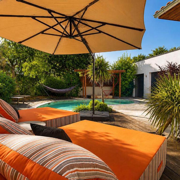 -Oasis&Nirvana-Lisle sur Sorgue-Piscine 4 chambres climatisées babyfoot barbecue brasero - Villa Supérieure - 26