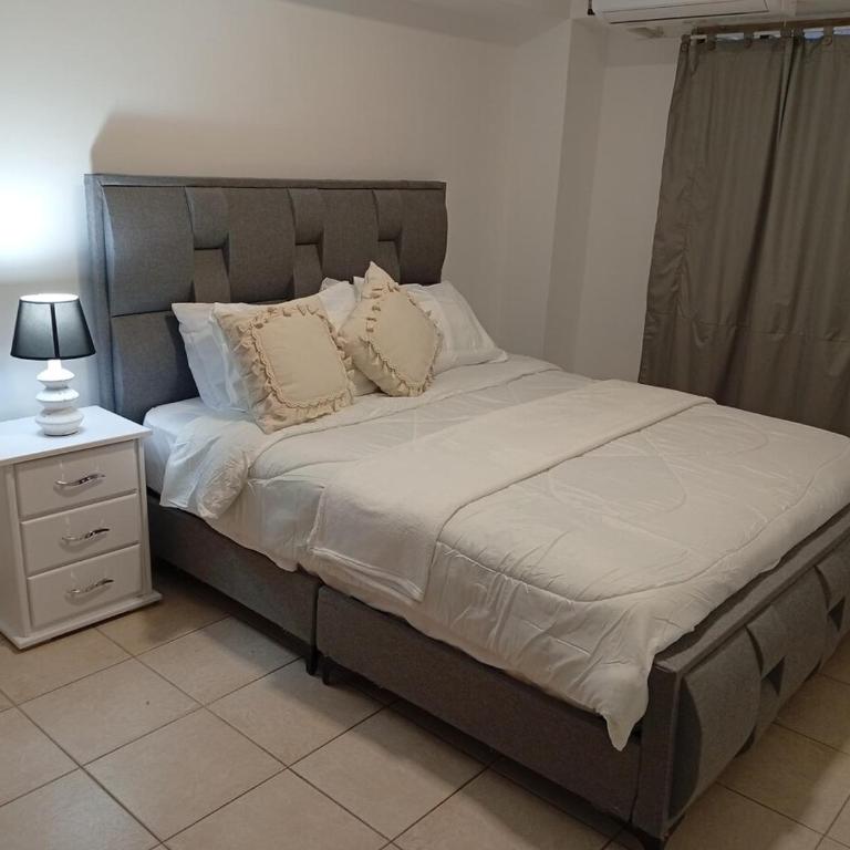 El Paraiso, Ccs, Acogedor, Amplio & Bello Apto con Wifi de Fibra - Apartamento de 3 dormitorios - 25
