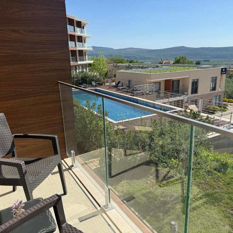 Eliza Sea View Apartment with Pool - Apartman sa 1 Spavaćom Sobom - 2