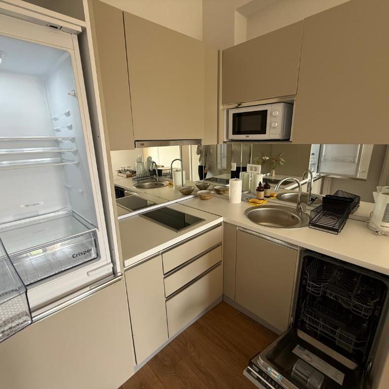 Eliza Sea View Apartment with Pool - Apartman sa 2 Spavaće Sobe - 3
