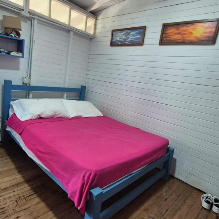 Santa Cruz - Four-Bedroom House - 6