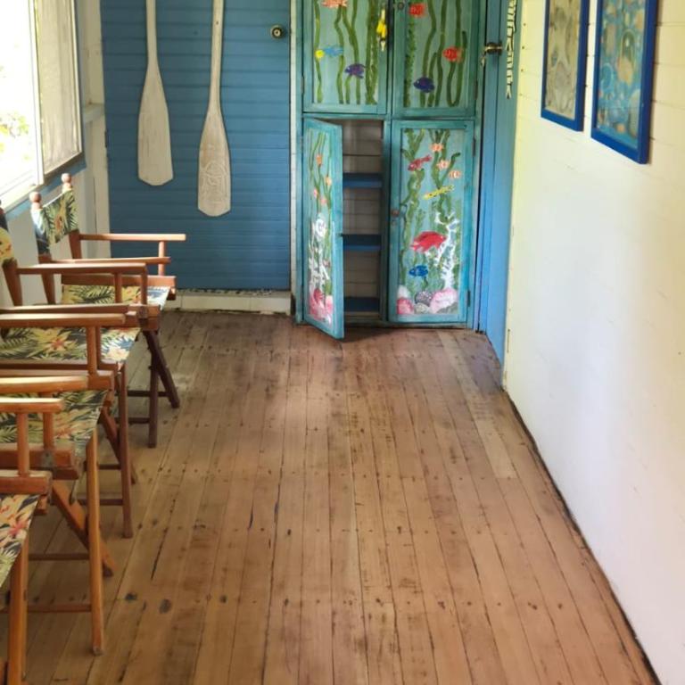Santa Cruz - Four-Bedroom House - 9