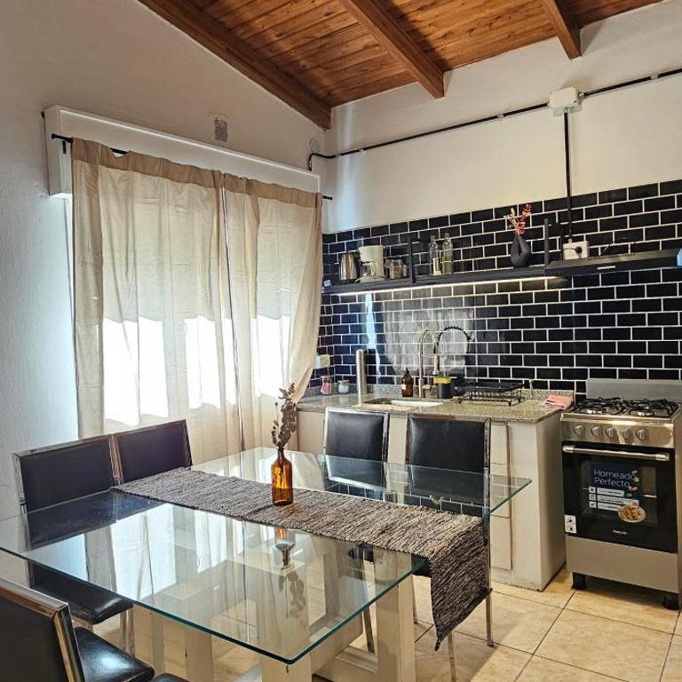 LitStay - Caseros PA doble terraza con asador - Casa de 3 dormitorios - 2