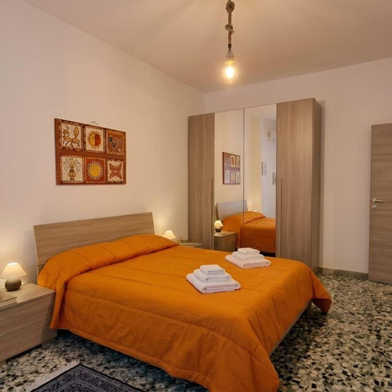 Garibaldi Square - Apartment - 2