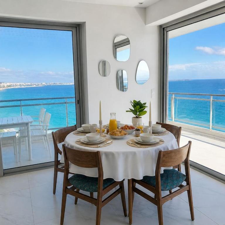 Luxury 3BR Apartment with Panoramic View, Terrace & 3 Bathrooms Cannes festival - Appartement - 29