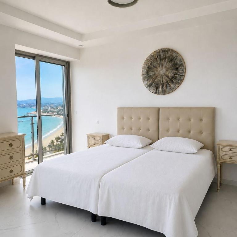 Luxury 3BR Apartment with Panoramic View, Terrace & 3 Bathrooms Cannes festival - Appartement - 26