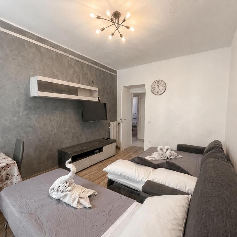 Apartment Colli [3m metro] - Appartamento con 2 Camere da Letto e Vista Città - 9