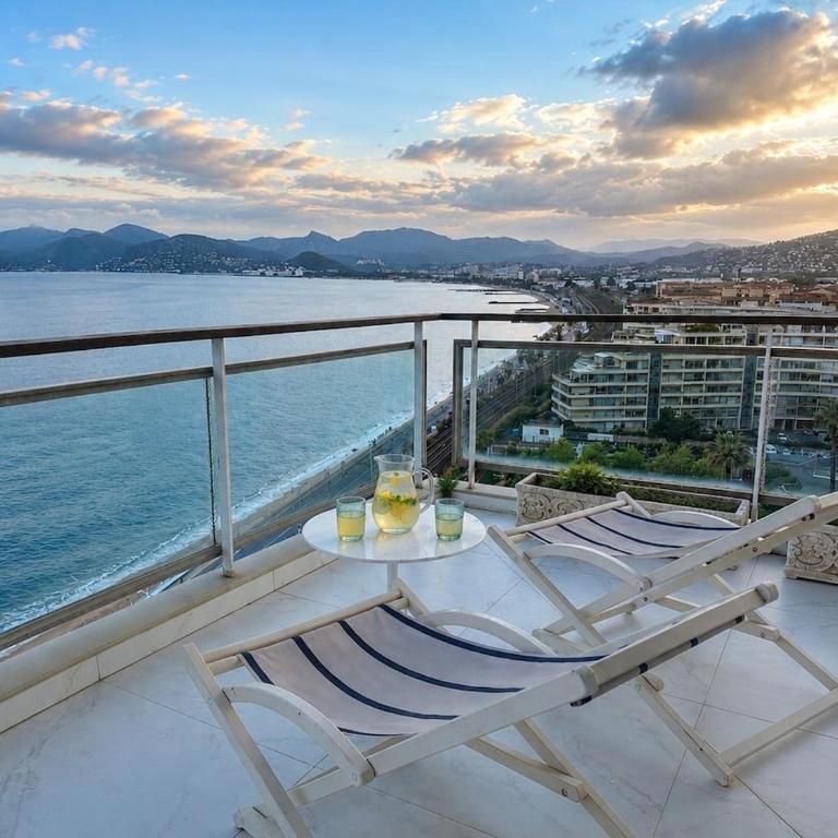 Luxury 3BR Apartment with Panoramic View, Terrace & 3 Bathrooms Cannes festival - Appartement - 15