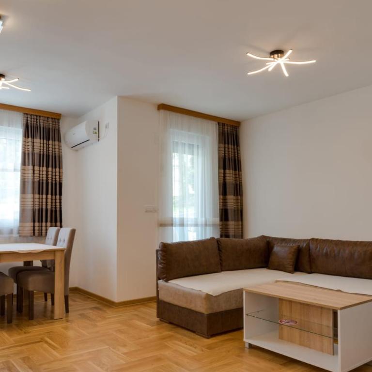 Jeca - One-Bedroom Apartment - 1