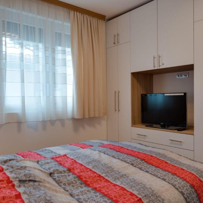 Jeca - One-Bedroom Apartment - 25